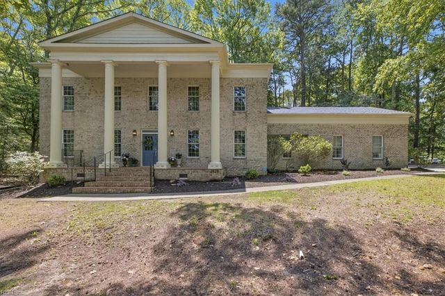 2628 Shorehaven DR, Virginia Beach, VA 23454