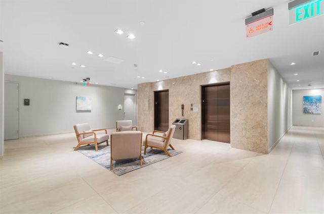 3100 N OCEAN Drive H-1401, Singer Island, FL 33404