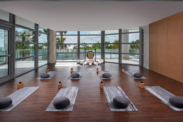 3100 N OCEAN Drive H-1401, Singer Island, FL 33404