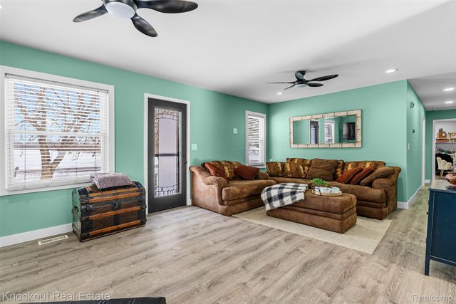 1268 E Dodge Road, Thetford Township, MI 48458