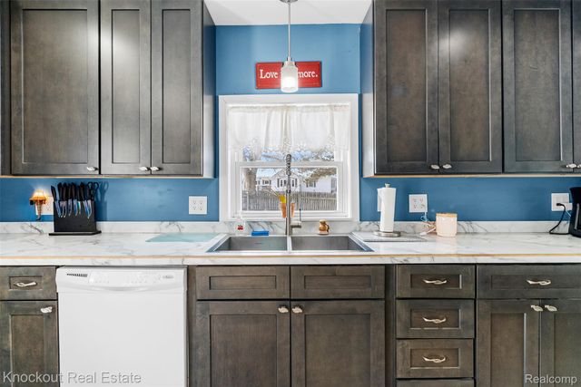 1268 E Dodge Road, Thetford Township, MI 48458