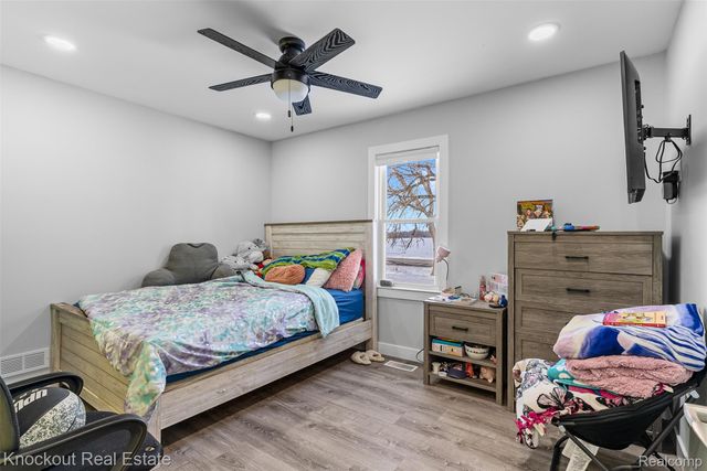 1268 E Dodge Road, Thetford Township, MI 48458