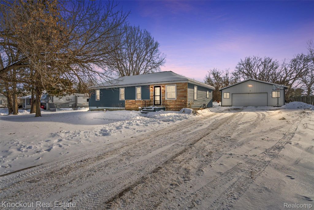 1268 E Dodge Road, Thetford Township, MI 48458