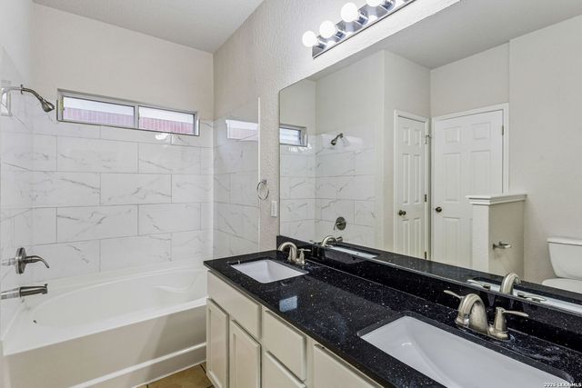 12207 MEDINA ML, San Antonio, TX 78253