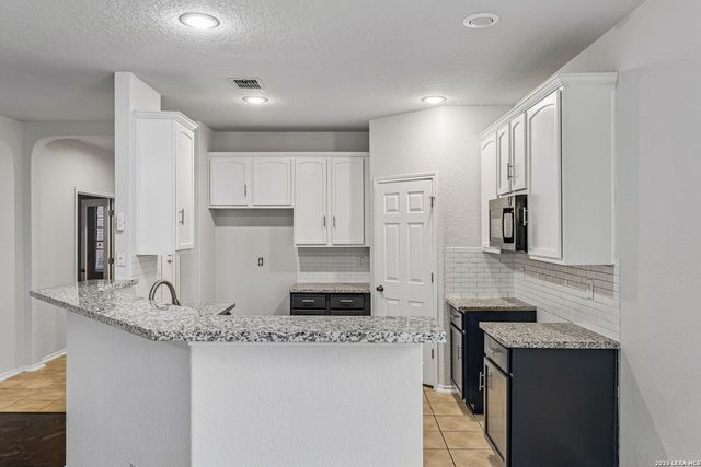12207 MEDINA ML, San Antonio, TX 78253
