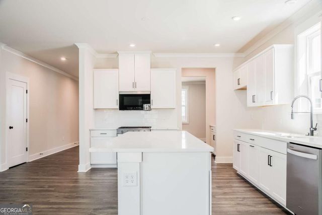 180 Henley Street, Canton, GA 30114