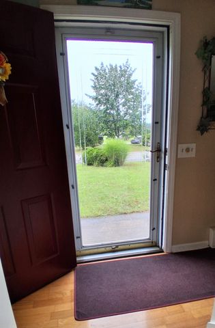 10 Marcam Village Rd 10, Oxford, MA 01537