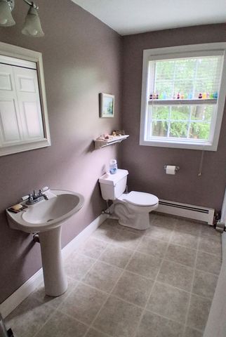 10 Marcam Village Rd 10, Oxford, MA 01537