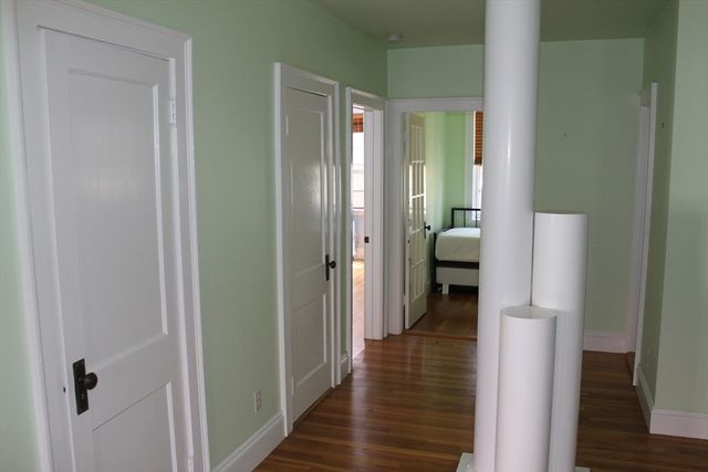 31 Concord Ave 11, Cambridge, MA 02138