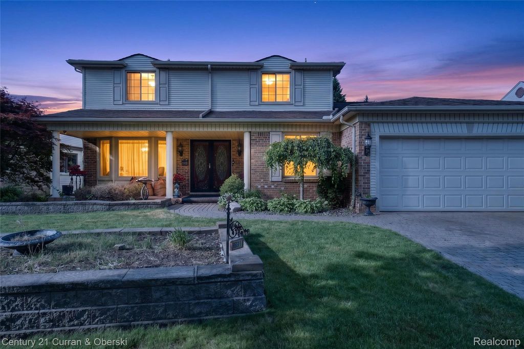 45331 Rector Drive, Canton Charter Township, MI 48188