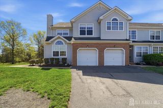 109 Castle Pointe Boulevard, Piscataway, NJ 08854