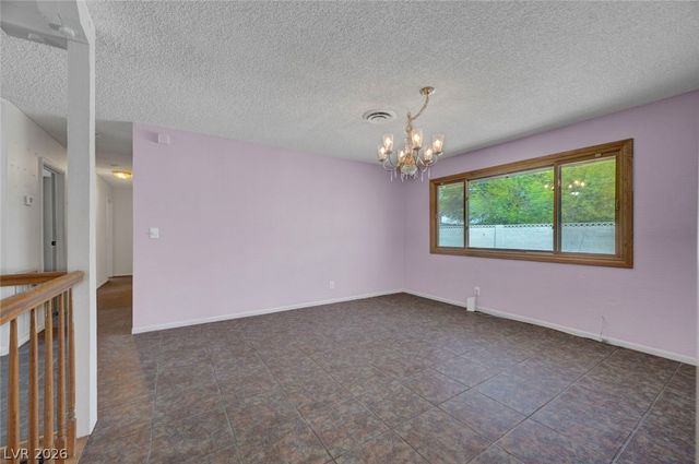 1900 Stonehaven Drive, Las Vegas, NV 89108