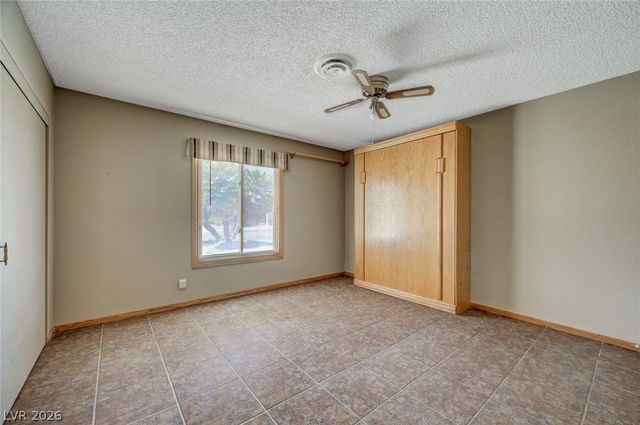 1900 Stonehaven Drive, Las Vegas, NV 89108