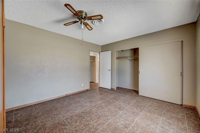 1900 Stonehaven Drive, Las Vegas, NV 89108