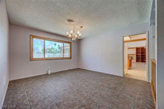 1900 Stonehaven Drive, Las Vegas, NV 89108