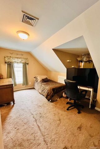 20 Neversink Drive, Newburgh, NY 12550