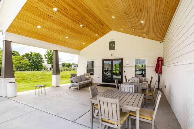 2440 Sayerville Ave, Old Hickory, TN 37138
