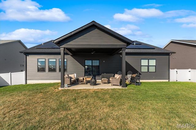 3163 Ashley Drive, Glen Carbon, IL 62034