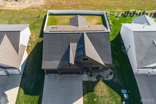 3163 Ashley Drive, Glen Carbon, IL 62034
