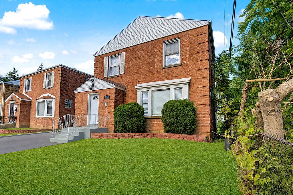 2042 W 76th Street, Chicago, IL 60620 — photo 2