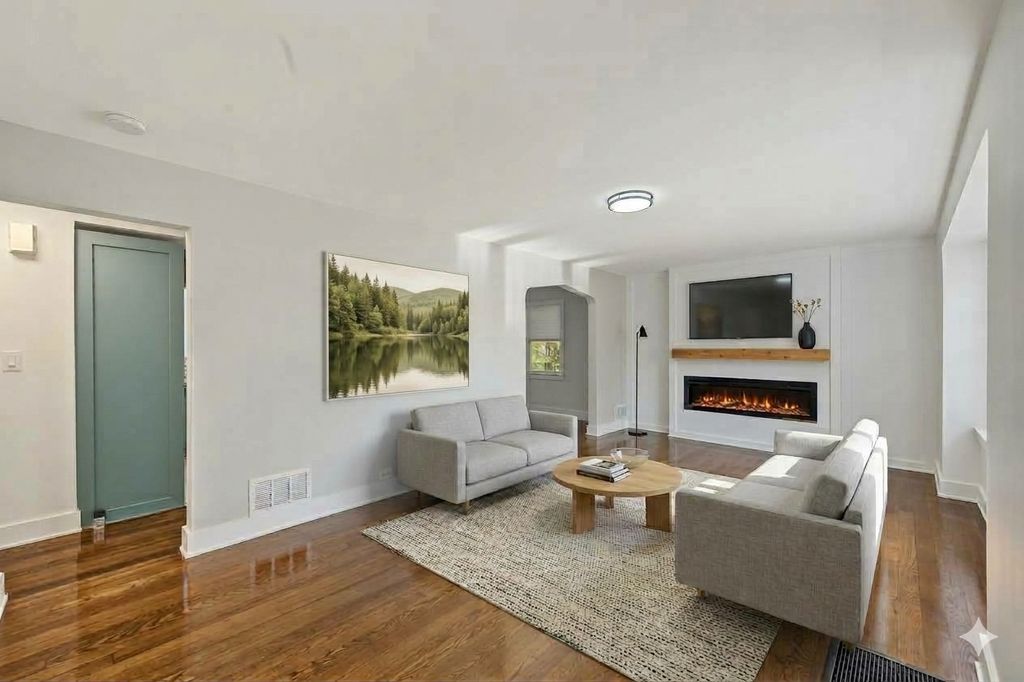 2042 W 76th Street, Chicago, IL 60620 — photo 3
