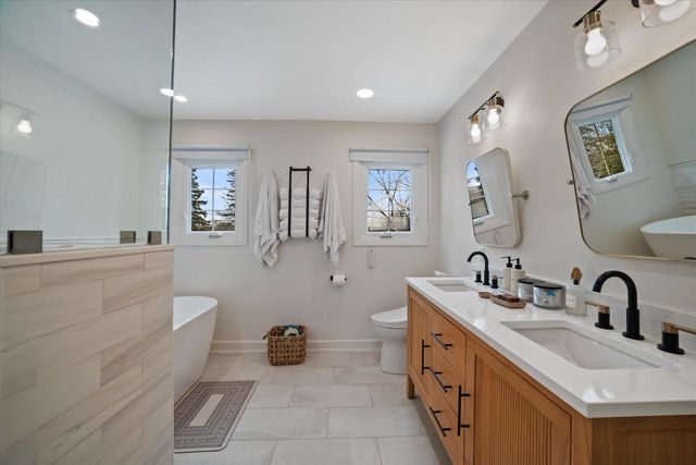 15165 W Burleigh ROAD, Brookfield, WI 53005