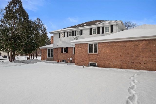 15165 W Burleigh ROAD, Brookfield, WI 53005