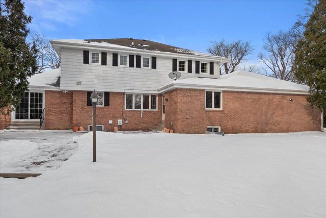 15165 W Burleigh ROAD, Brookfield, WI 53005