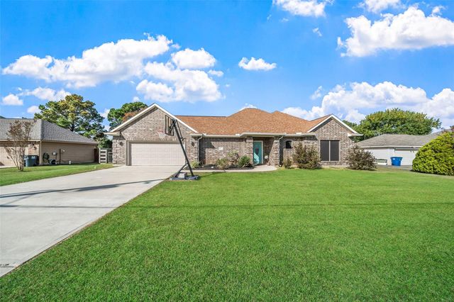 14073 Overstreet Drive, Willis, TX 77318