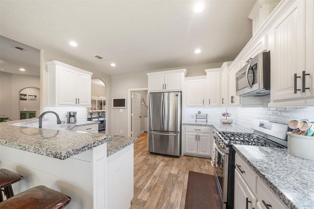 14073 Overstreet Drive, Willis, TX 77318