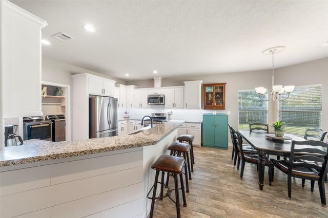 14073 Overstreet Drive, Willis, TX 77318