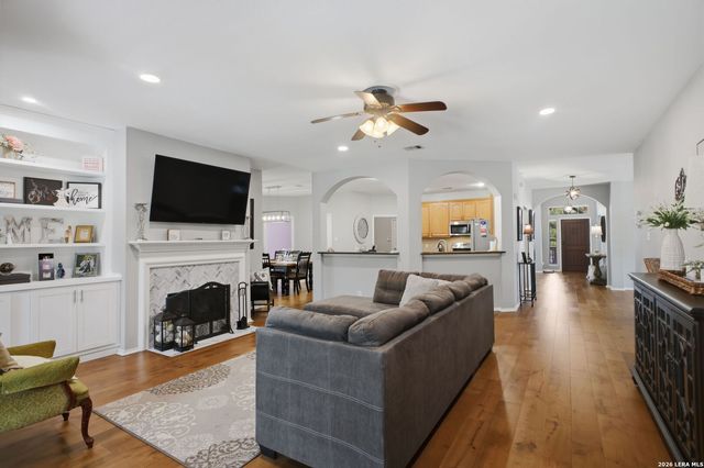 539 Parkmont Ct, San Antonio, TX 78258