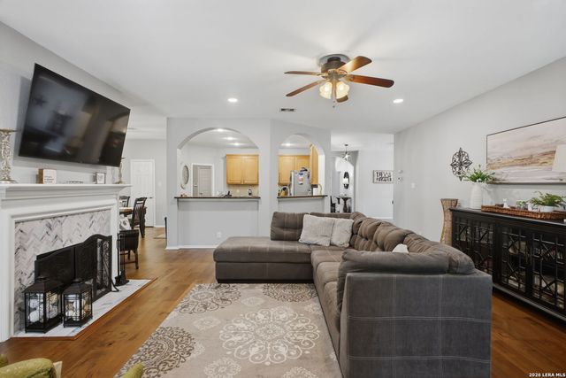 539 Parkmont Ct, San Antonio, TX 78258