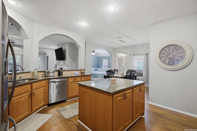 539 Parkmont Ct, San Antonio, TX 78258