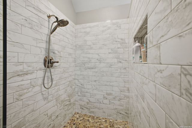 539 Parkmont Ct, San Antonio, TX 78258