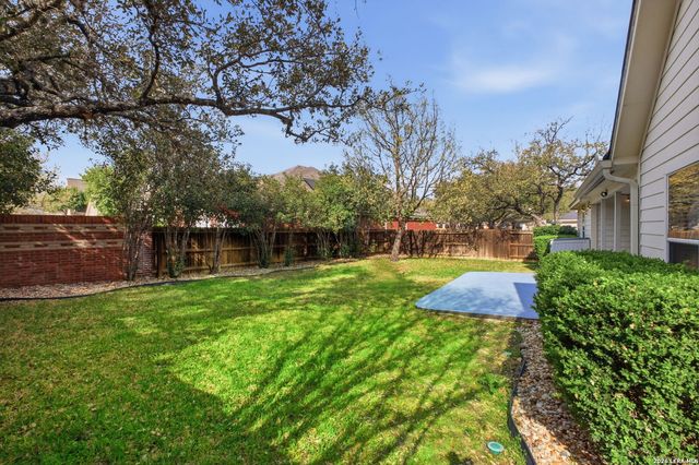 539 Parkmont Ct, San Antonio, TX 78258