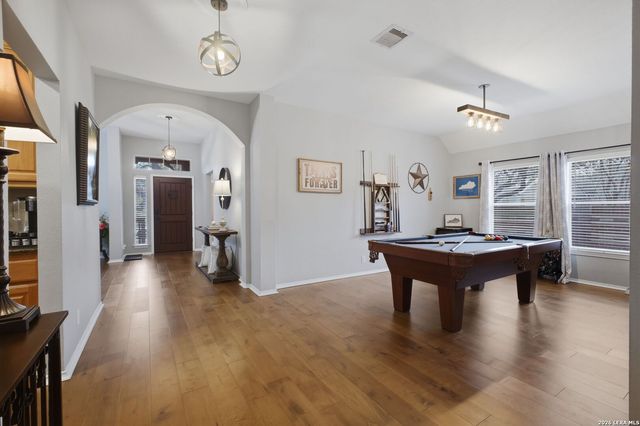 539 Parkmont Ct, San Antonio, TX 78258