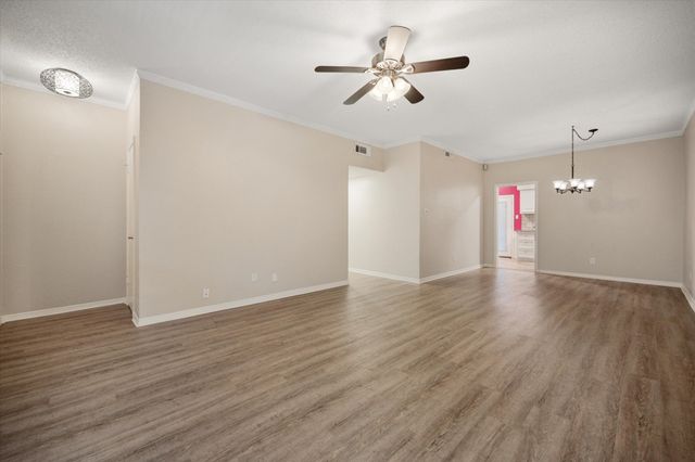 4420 Harlanwood Drive 228, Fort Worth, TX 76109