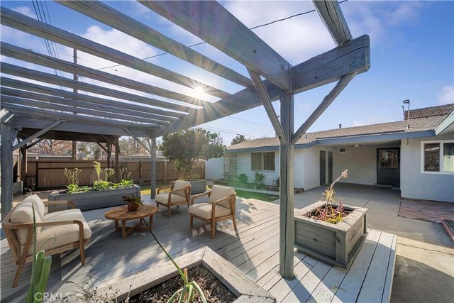 2366 8th Street, La Verne, CA 91750