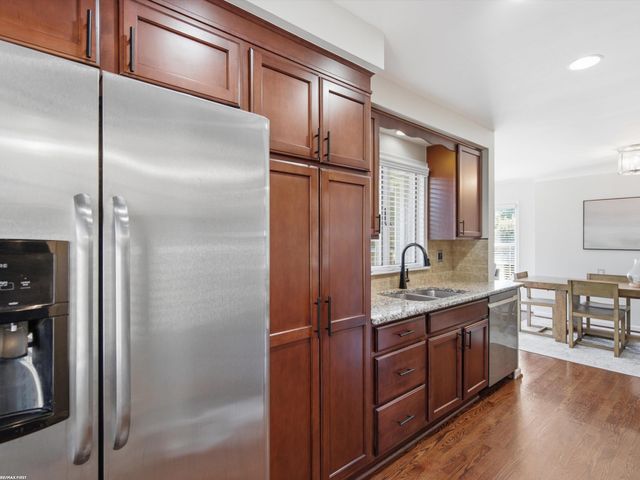 21023 Thiele Street, Saint Clair Shores, MI 48081