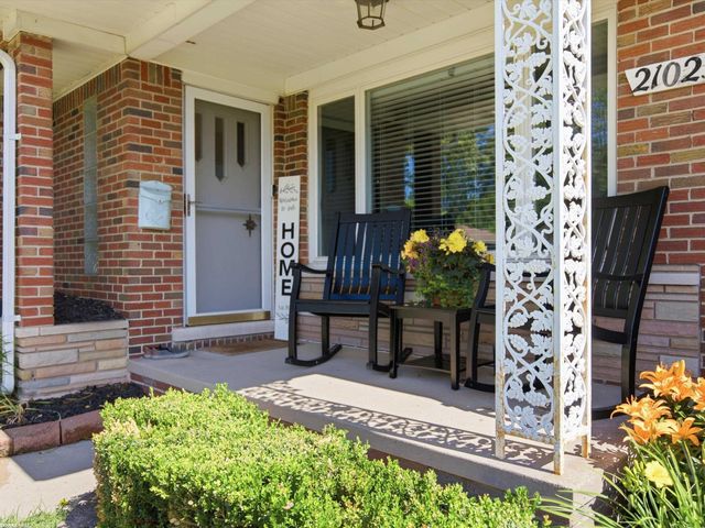 21023 Thiele Street, Saint Clair Shores, MI 48081