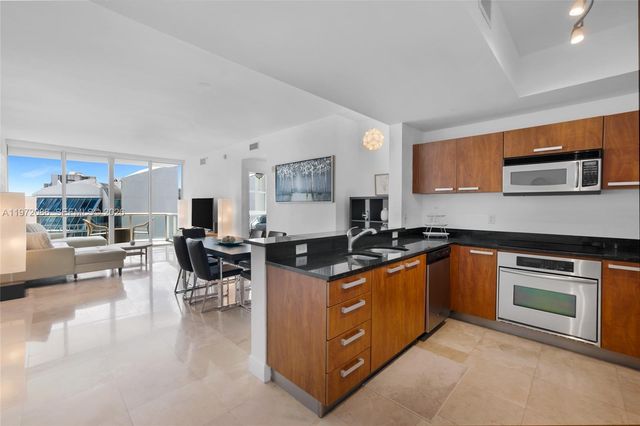 3131 NE 188th St 1-910, Aventura, FL 33180