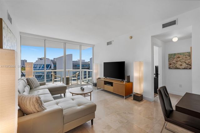 3131 NE 188th St 1-910, Aventura, FL 33180