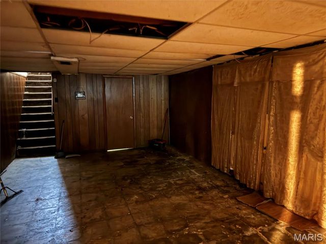 11377 Fox Hall Lane, St Louis, MO 63136