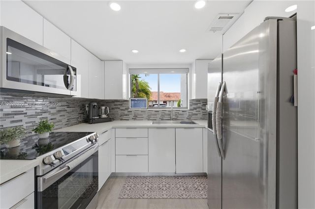 13523 SW 59th Terrace, Miami, FL 33183