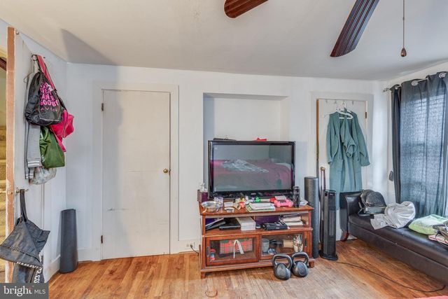 26 CHESTNUT ST, Lumberton, NJ 08048