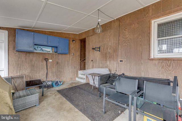 26 CHESTNUT ST, Lumberton, NJ 08048