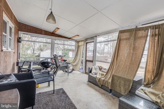 26 CHESTNUT ST, Lumberton, NJ 08048