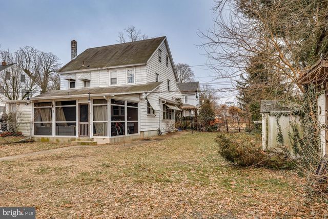 26 CHESTNUT ST, Lumberton, NJ 08048