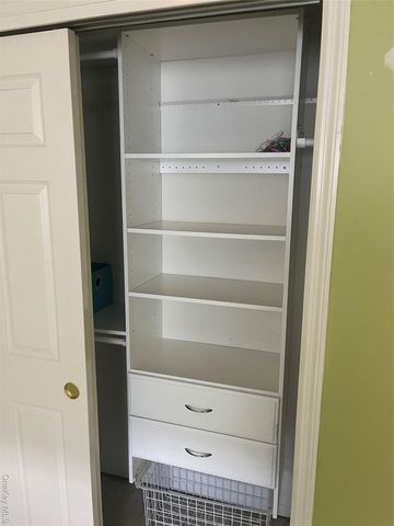 82 Lakeview Drive, Manorville, NY 11949